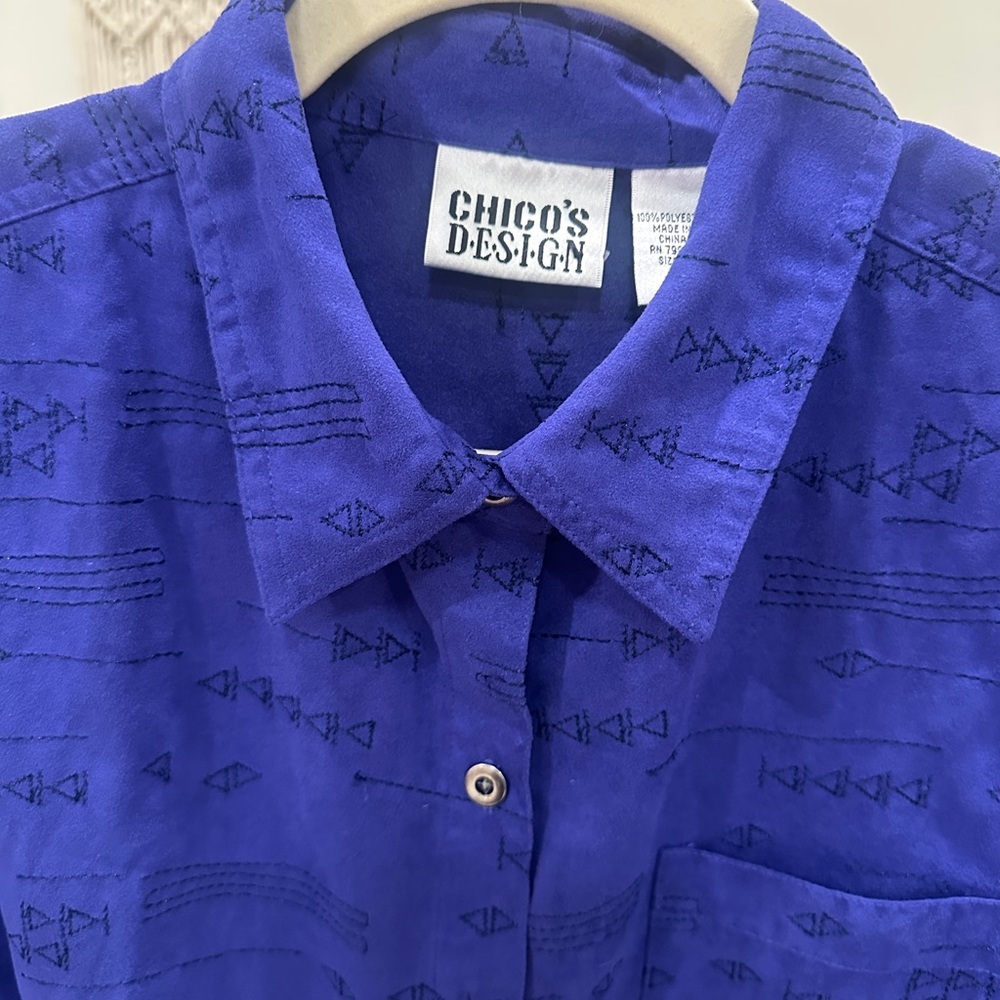 Chico’s Design Cobalt Blue Button Front Blouse Embroidered - Picture 2 of 6